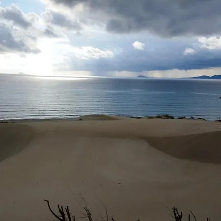 Fanny Porto Pino Hébergement de vacances *